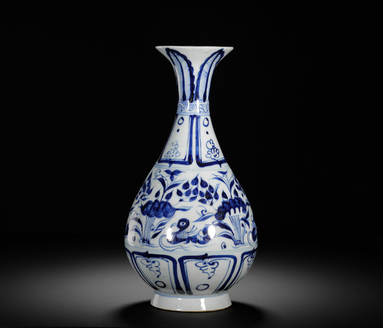 YUAN BLUE AND WHITE LOTUS POND MANDARIN DUCK PATTERN JADE HUCHUN VASE: Height:26cm (10.24in) Width:14cm (5.51in) Weight:780g(1.72lb)Yuan blue and white pear-shaped vase decorated with mandarin ducks amid lotus pond. It features flared mouth, slender neck and plump pear-s
