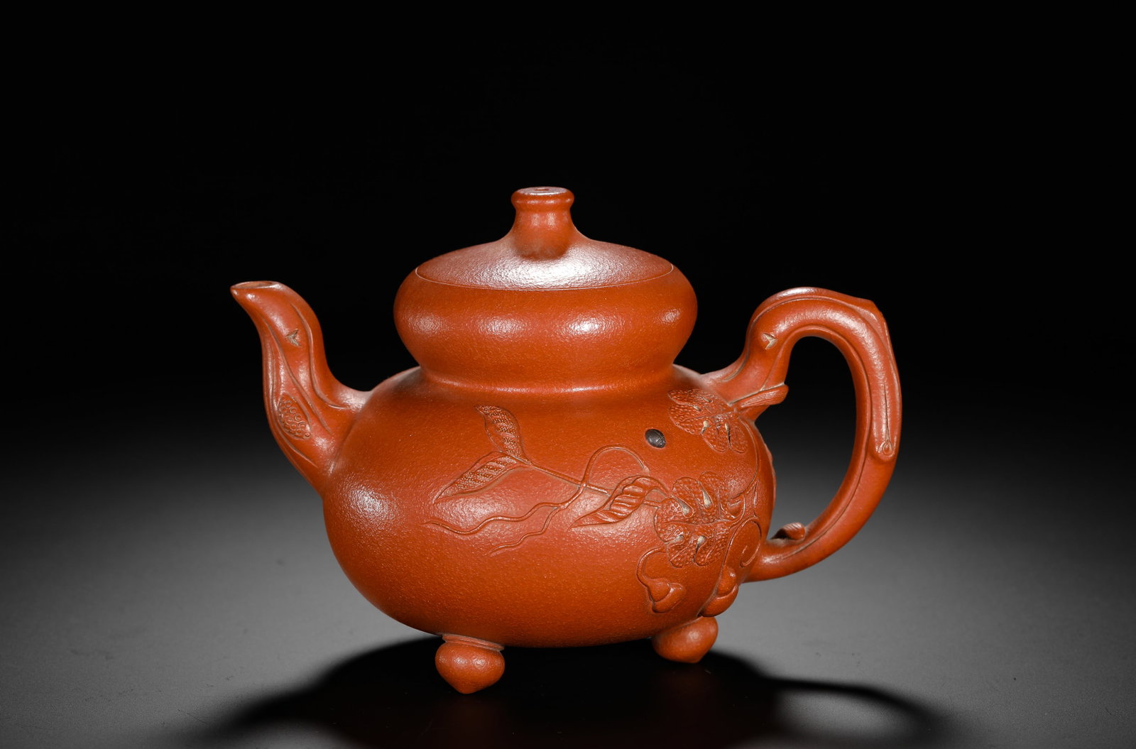 WANG YINXIAN ZHU CLAY PURPLE CLAY TEAPOT (1 of 8)