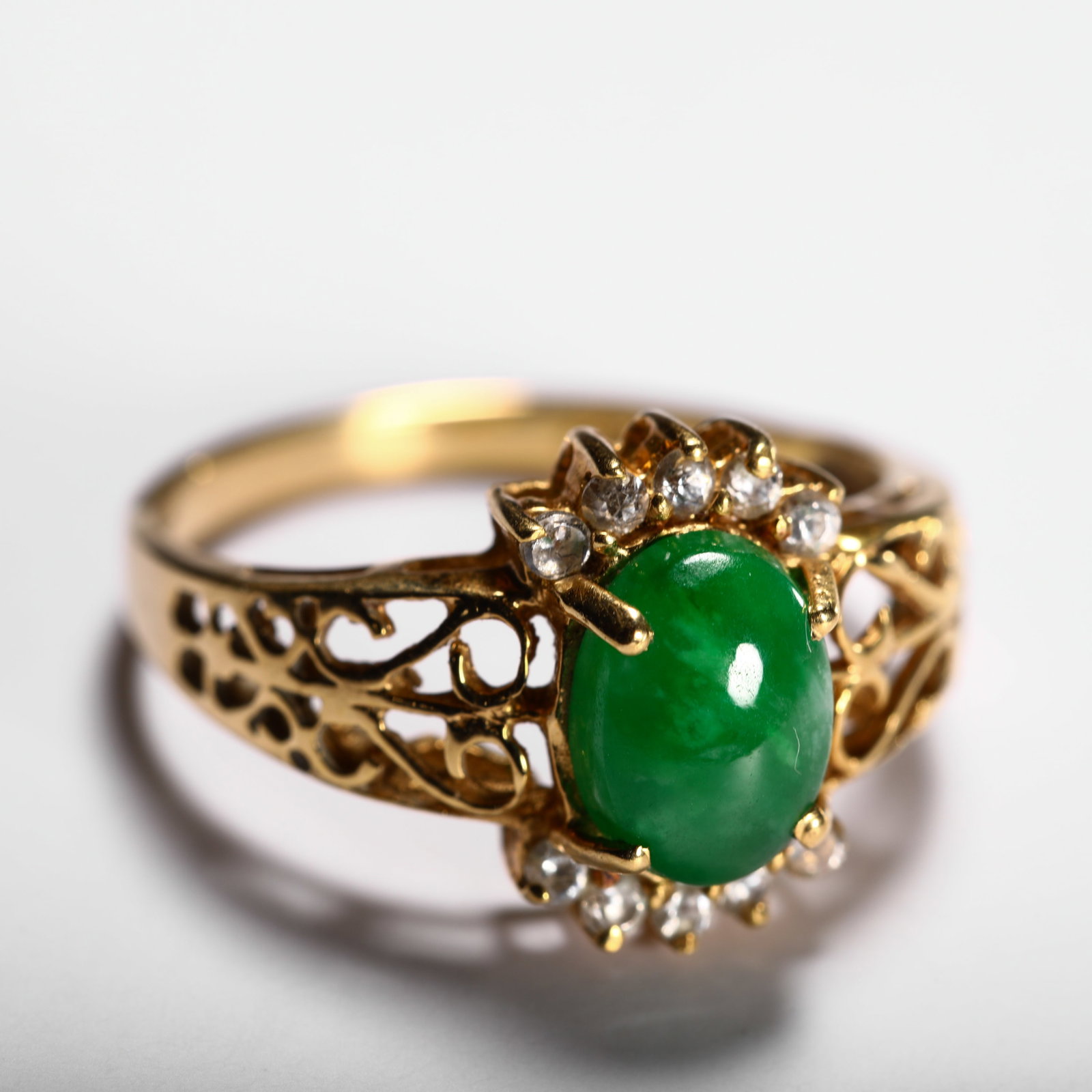 18K ICE JADE RING - 2