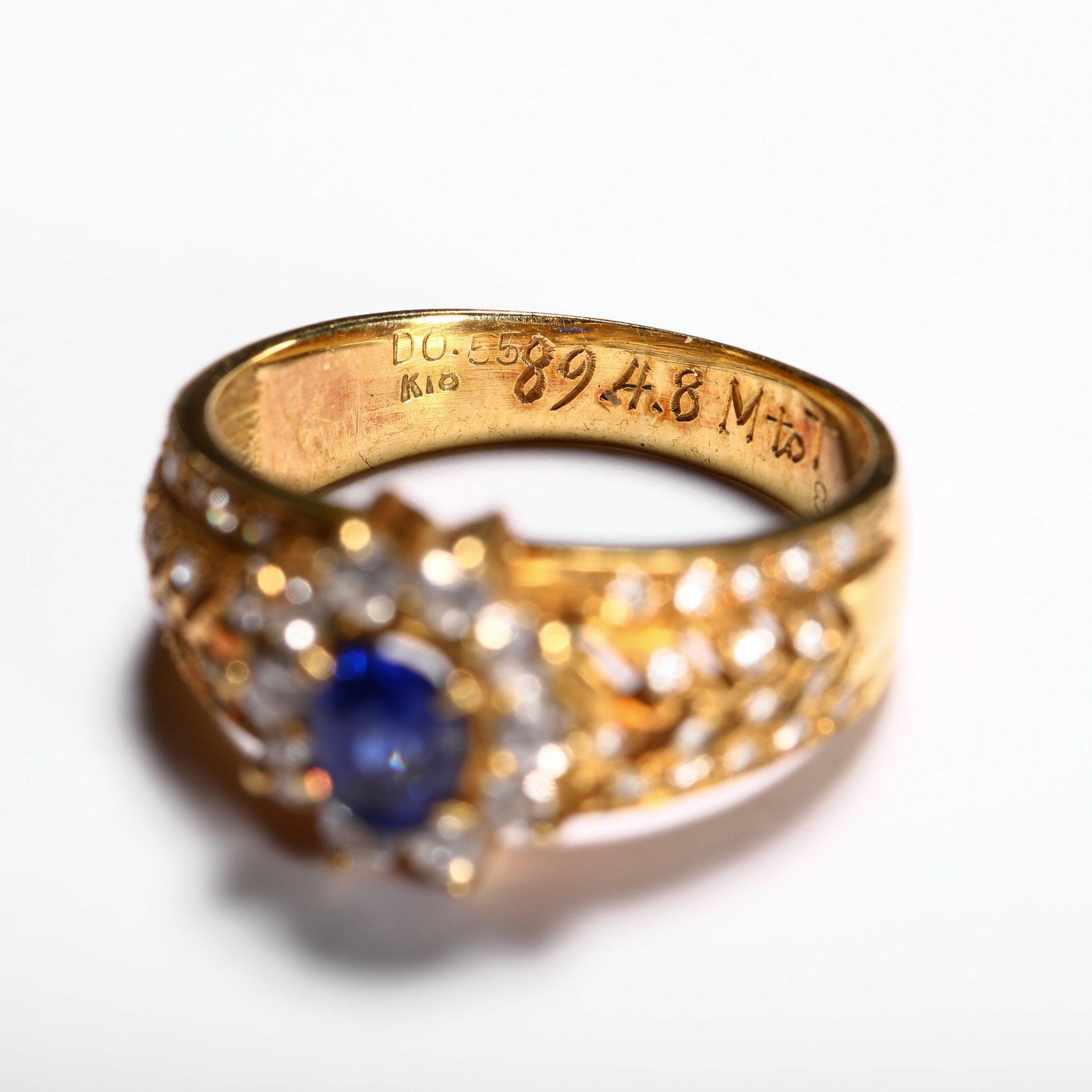 18K DIAMOND SAPPHIRE RING - 7