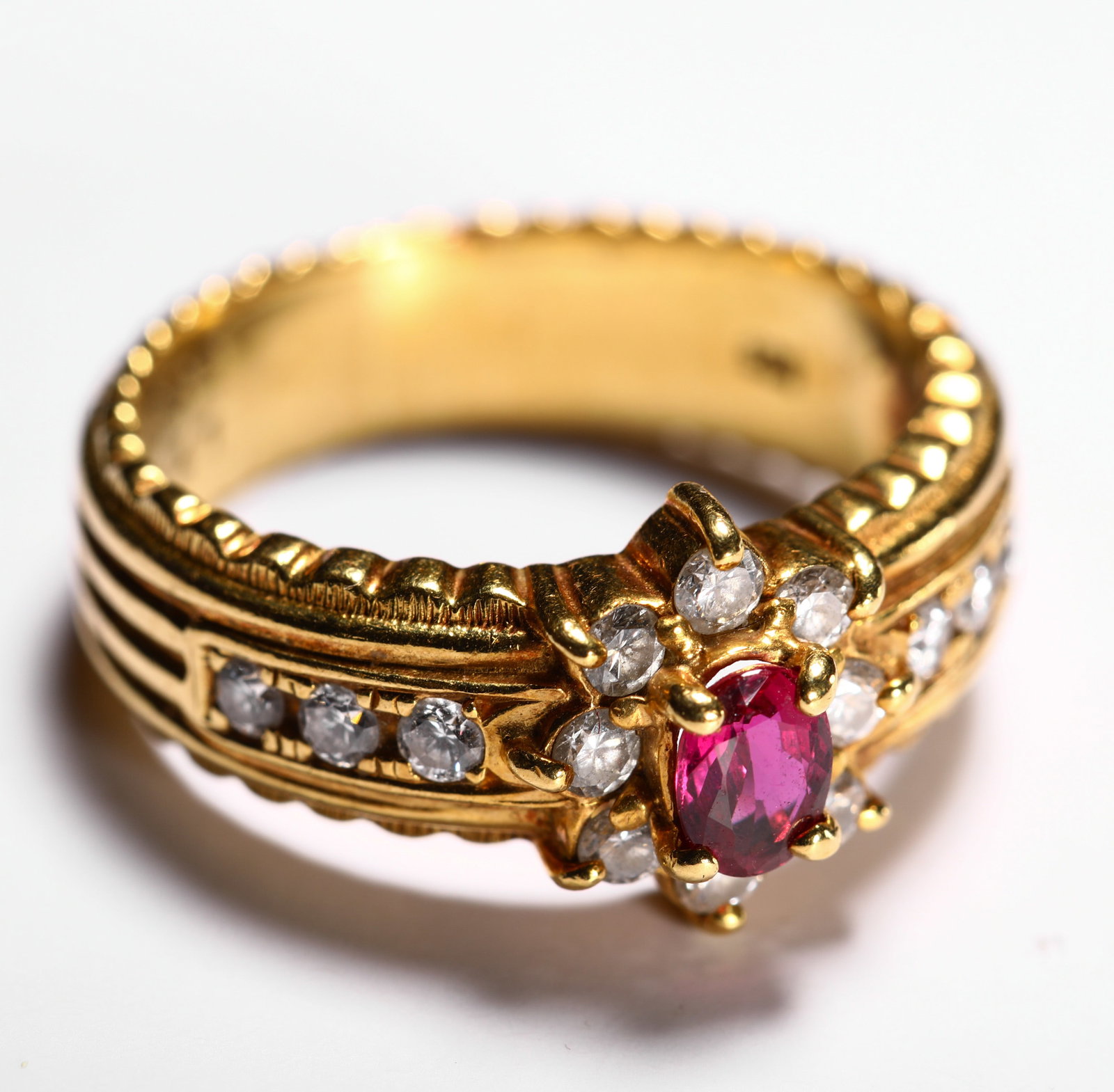 18K RUBY RING - 2