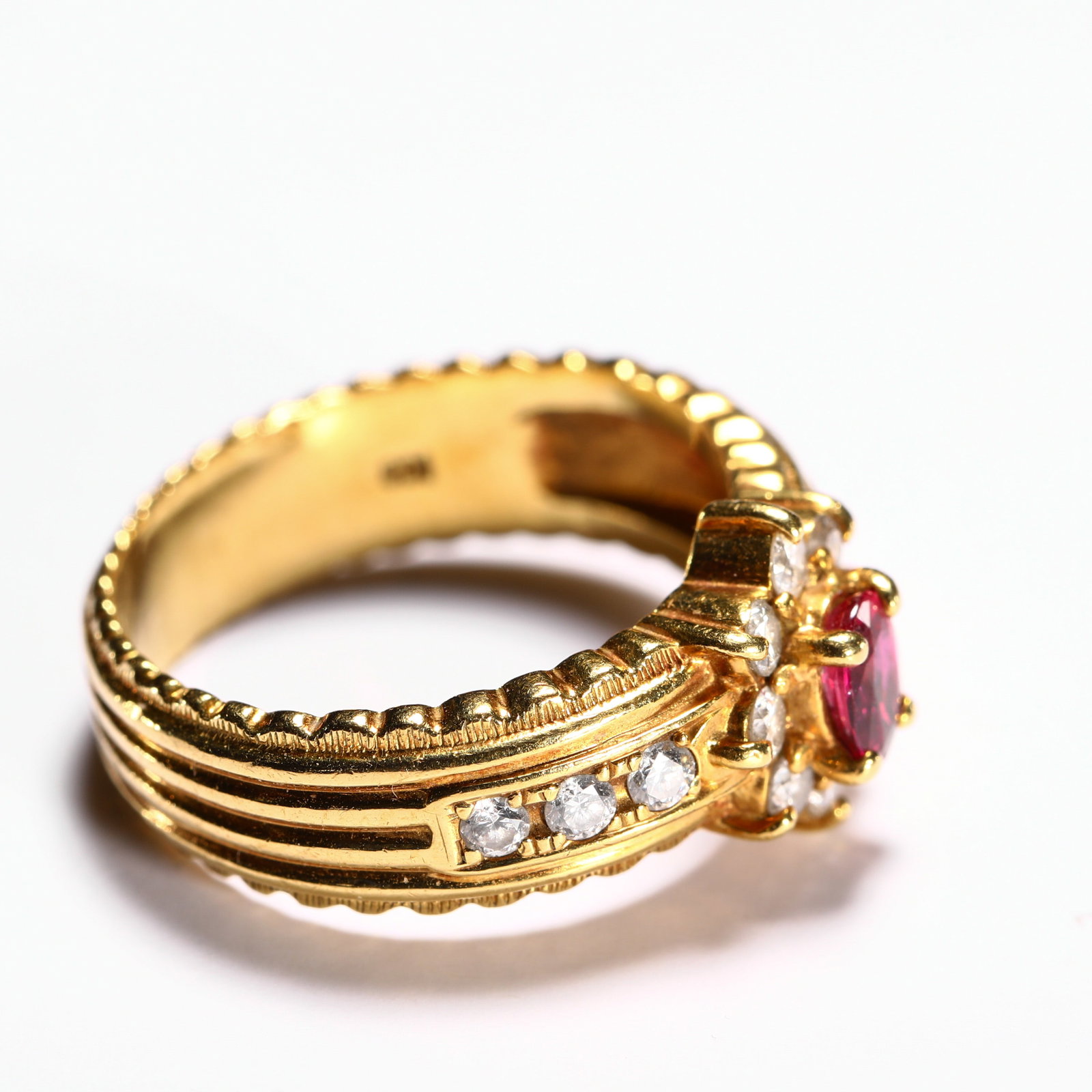 18K RUBY RING - 4