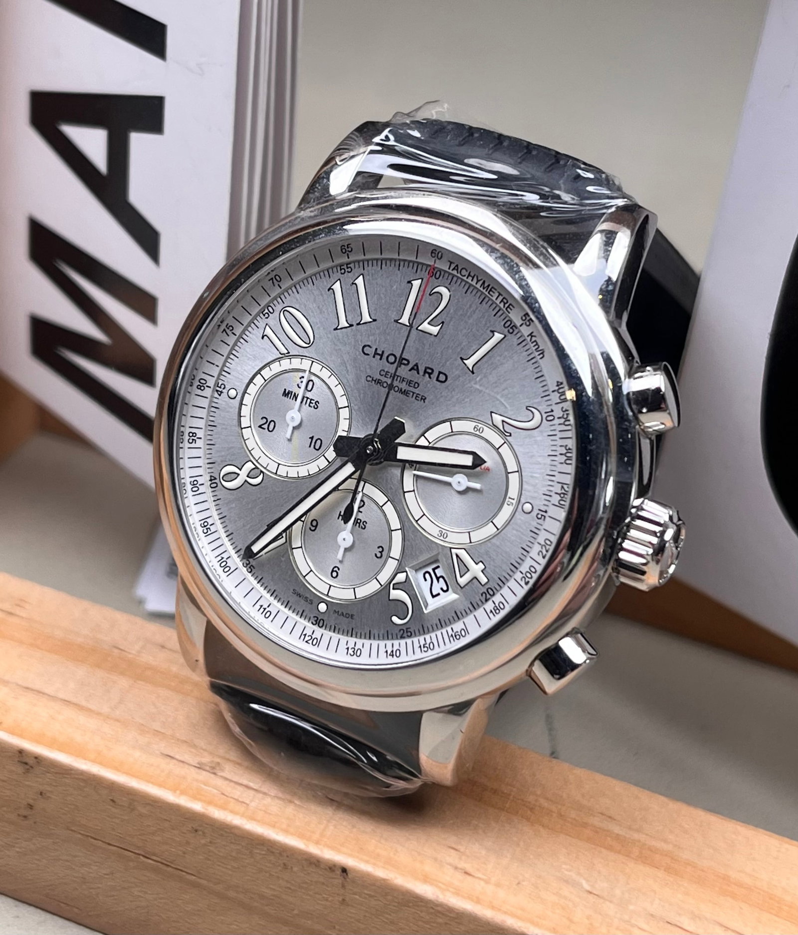 CHOPARD MILLE MIGLIA WATCHES: Chopin MILLE MIGLIA series automatic mechanical movement Swiss Observatory certified 42 mm diameter silver gray dial