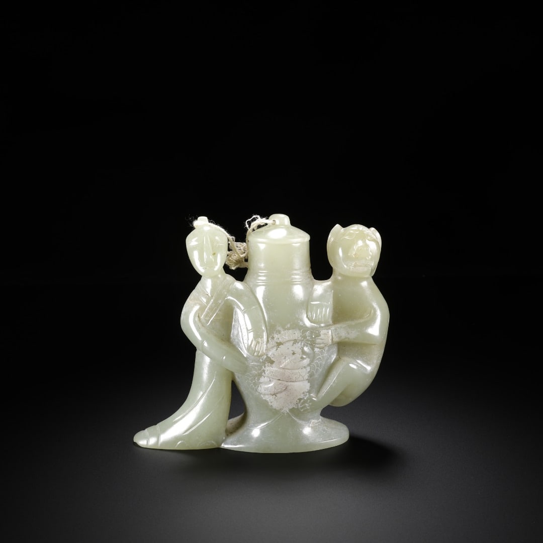 HAN HETIAN JADE HUMAN-BEAST VASE ORNAMENT (1 of 9)