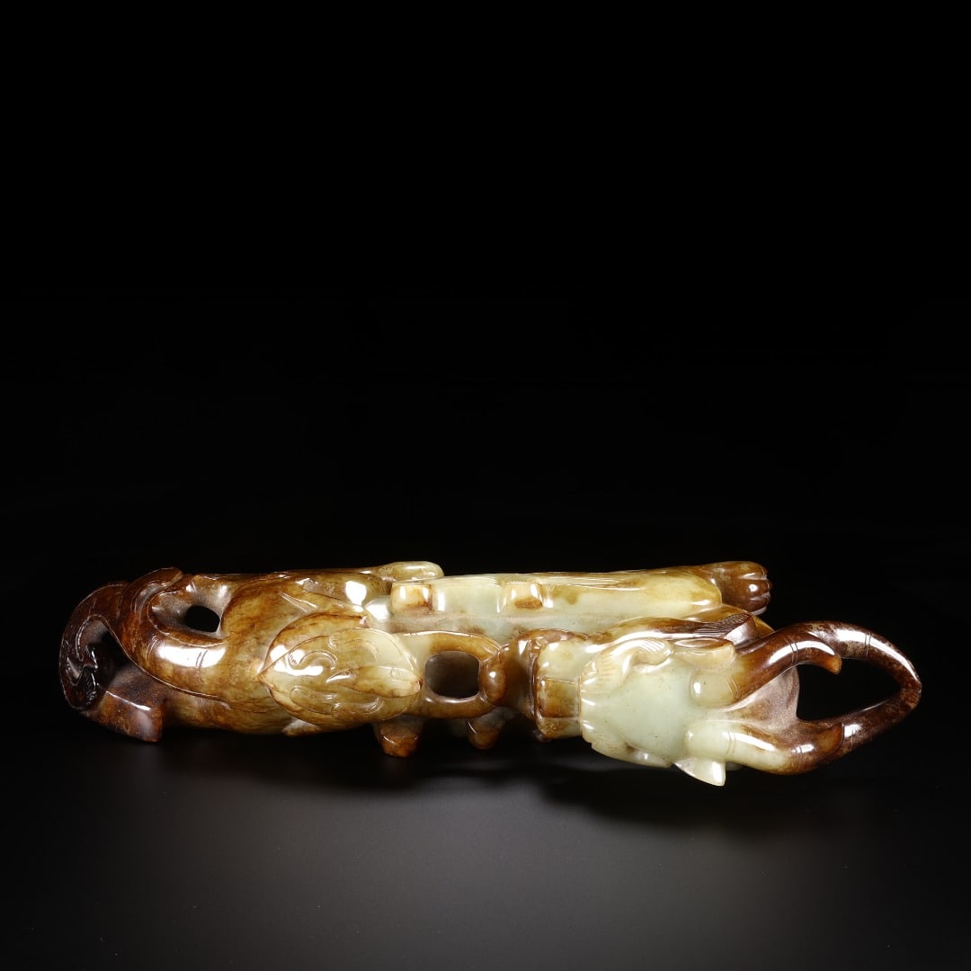 HAN HETIAN JADE HOOK-HEADED BEAST MASTER - 7