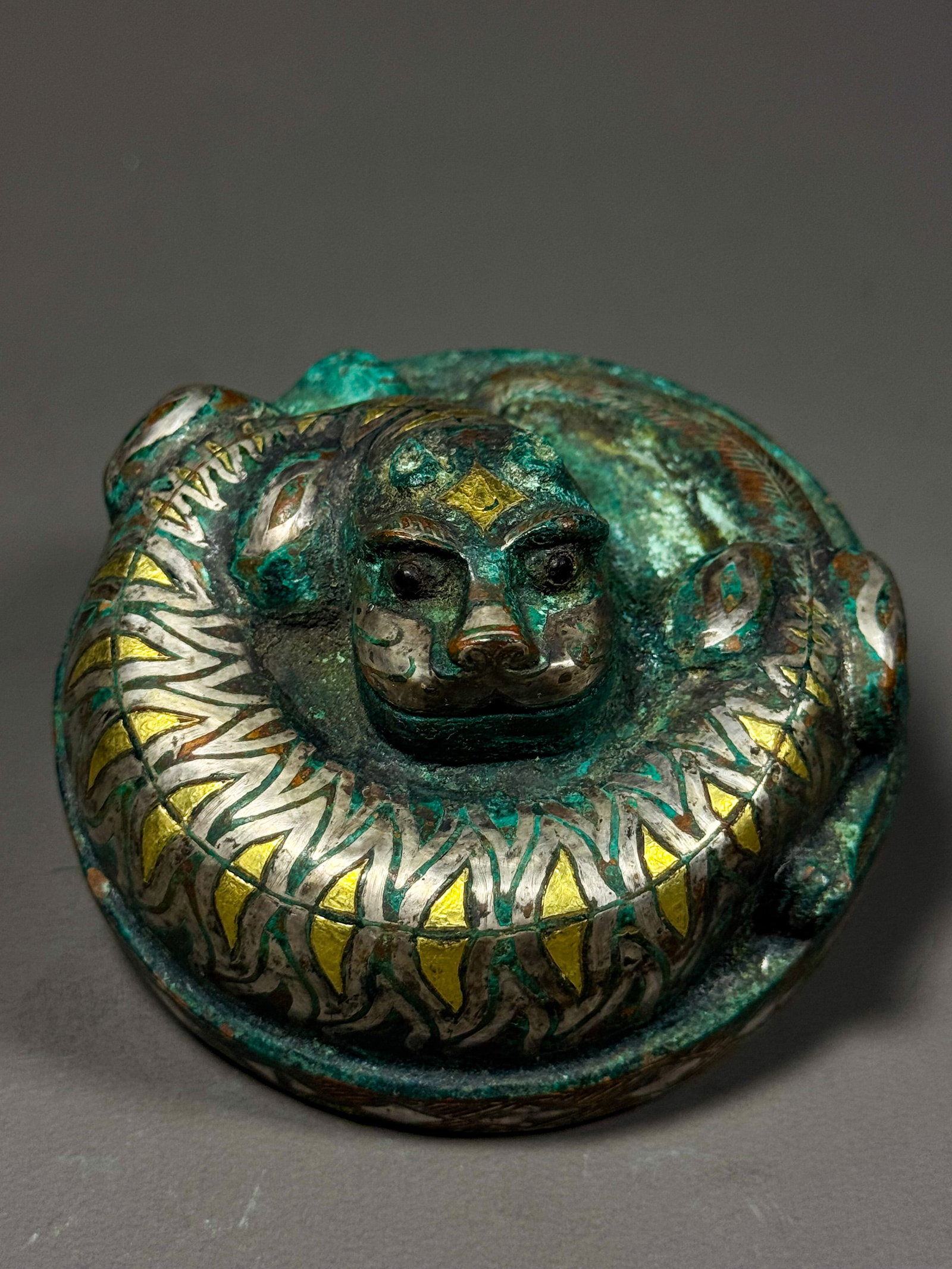 BRONZE FROM THE WARRING STATES PERIOD WITH GOLD AND SILVER INLAID TIGER TOWN (1 of 6)