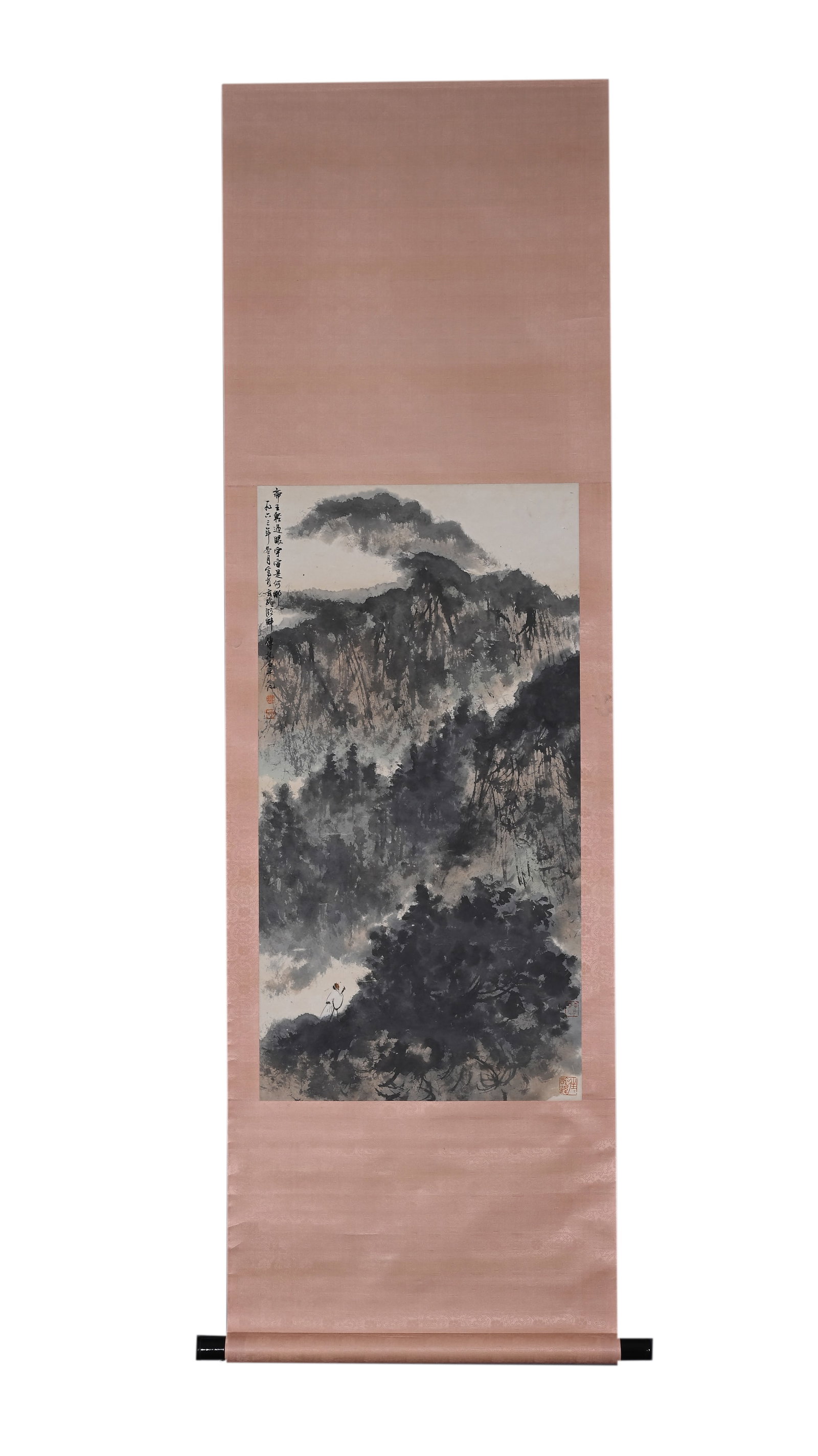 FU BAOSHI'S INK-SPLASHED CLOUD SEA VERTICAL SCROLL: Height:89cm (35.04in) , Width:46cm (18.11in) Fu Baoshi invented the unique "Baoshi texture stroke", skilled at using splash ink to render vast misty mountain atmospheres. This work conveys