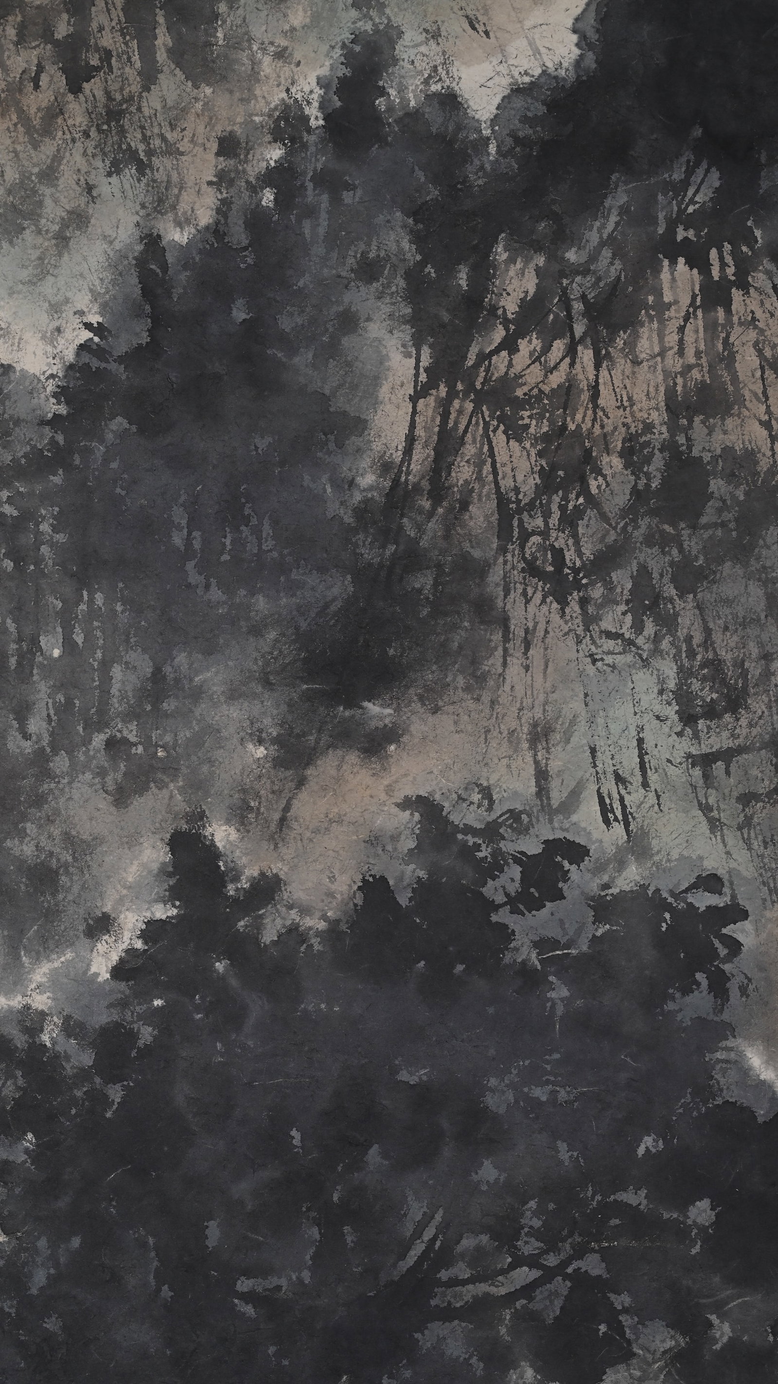 FU BAOSHI'S INK-SPLASHED CLOUD SEA VERTICAL SCROLL - 5