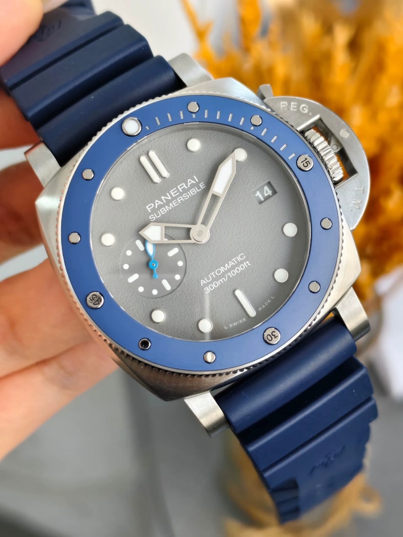 Panerai Submersible, Ref. PAM00959, Men's Wrist-Watch: D:42mm