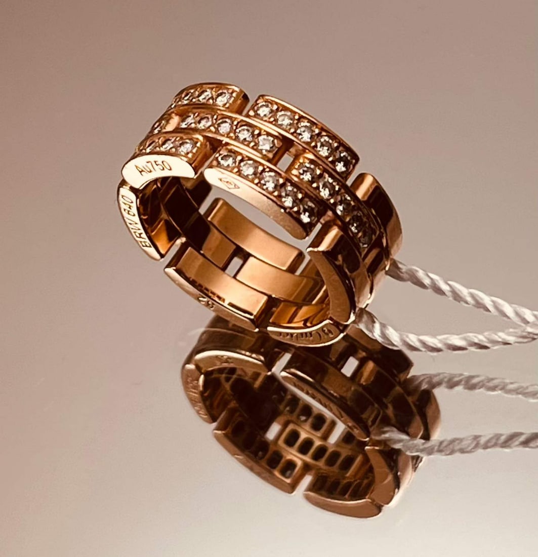 Cartier Panth??re de Cartier, 18-Karat Rose-Gold Three-Row Flexible Chain Ring Fully-Set with: Ring Size: US 6