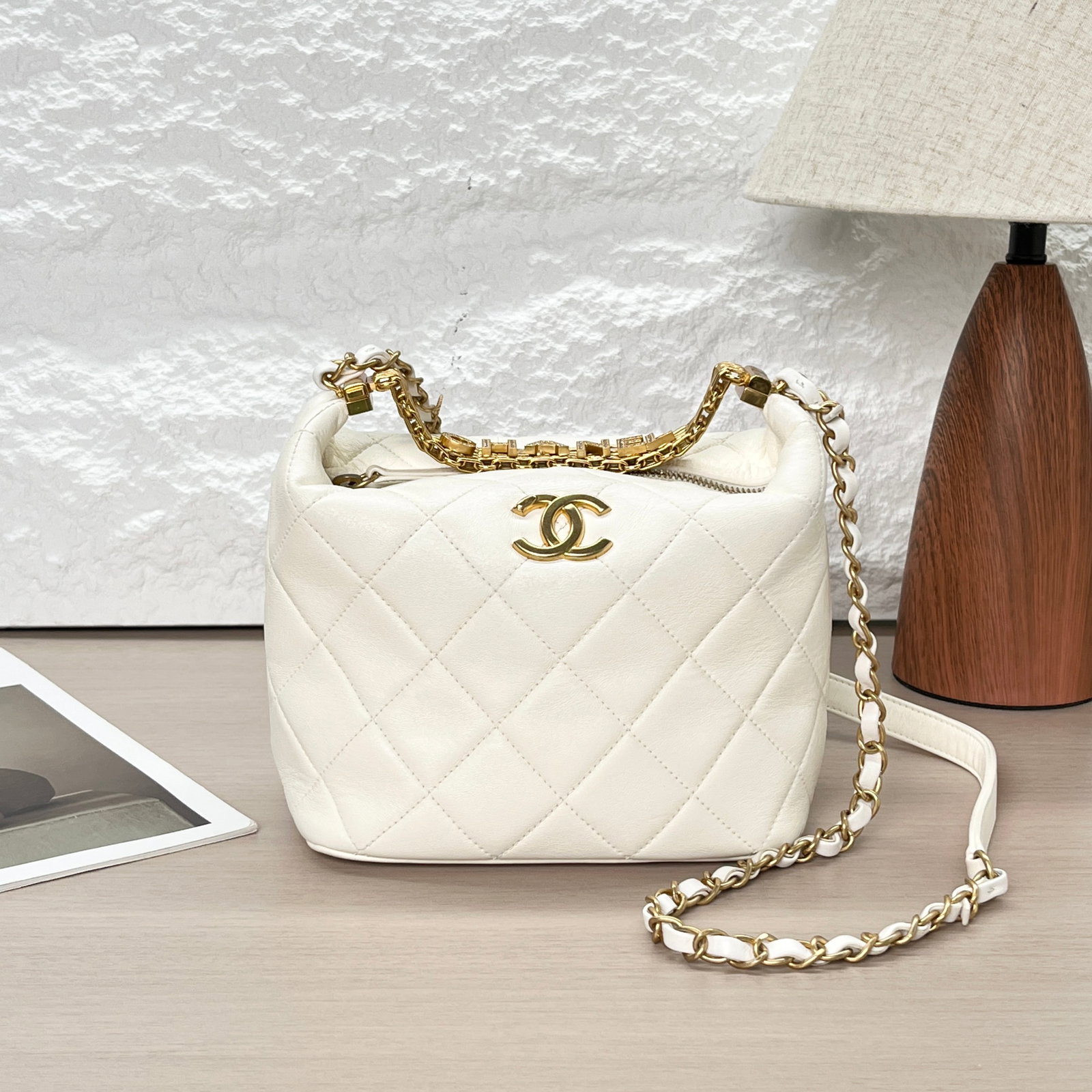 Chanel 22S Seasonal Hobo Handbag, White Quilted-Leather, Platinum-Tone Hardware with Hollow-Out: 18*17*13