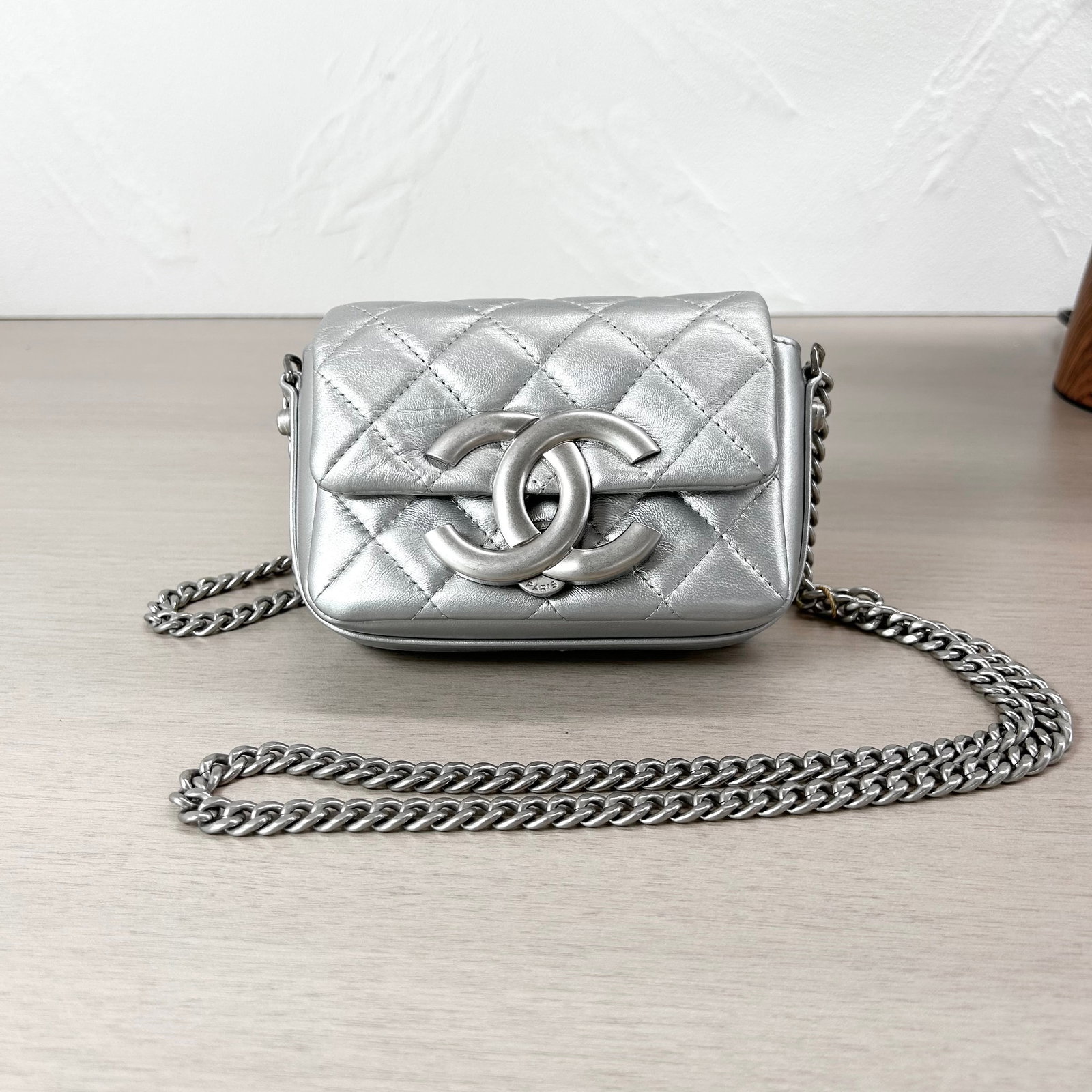 Chanel Metallic-Silver Lambskin Quilted Mini Cross-Body Bag, Gun-Metal-Tone Hardware: 13*10*4.5