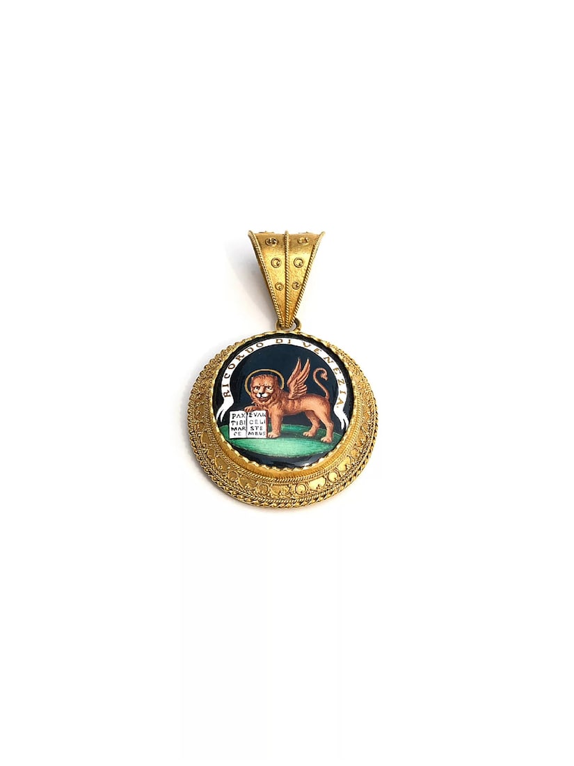 German c.1860 22K Hand-Painted Enamel Griffin Locket Pendant: 4.5*2.6cmWt:8.6g Archaeological Revival style reviving the millennium-old Etruscan aesthetic, employing beaded wire granulation and filigree techniques. This craft reached unprecedented heights in