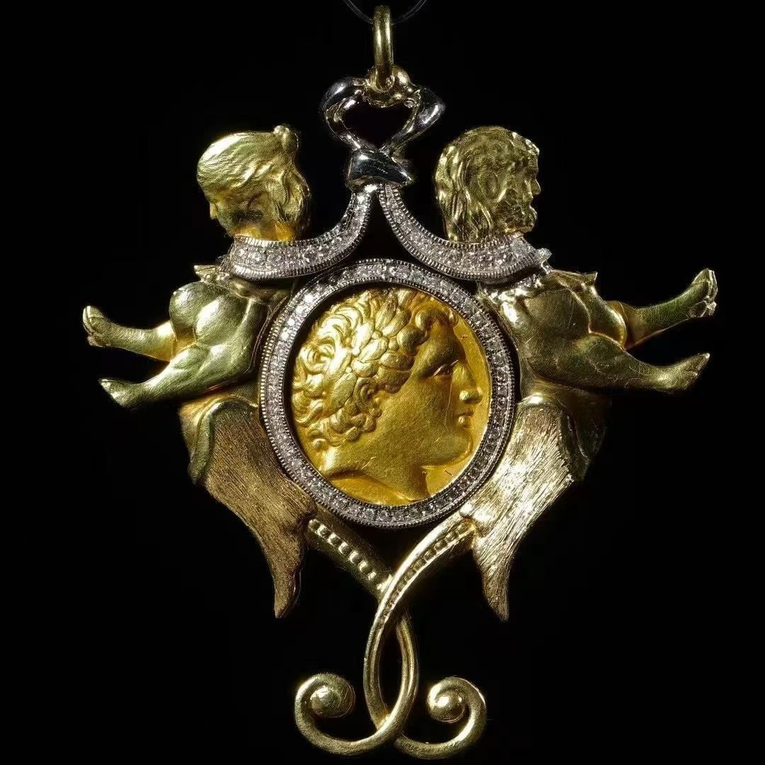 Ancient Greek Sun-God Antique Coin Pendant, 18K Gold and Platinum Diamond-Mounted: 6.1*5.2cm Wt:27.6g