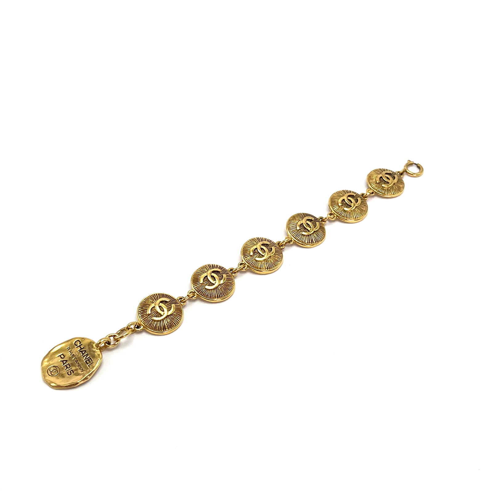 Chanel Vintage Gilt-Metal Golden-Badge Bracelet, Interlocking-CC Motif: Bracelet Length:22cm