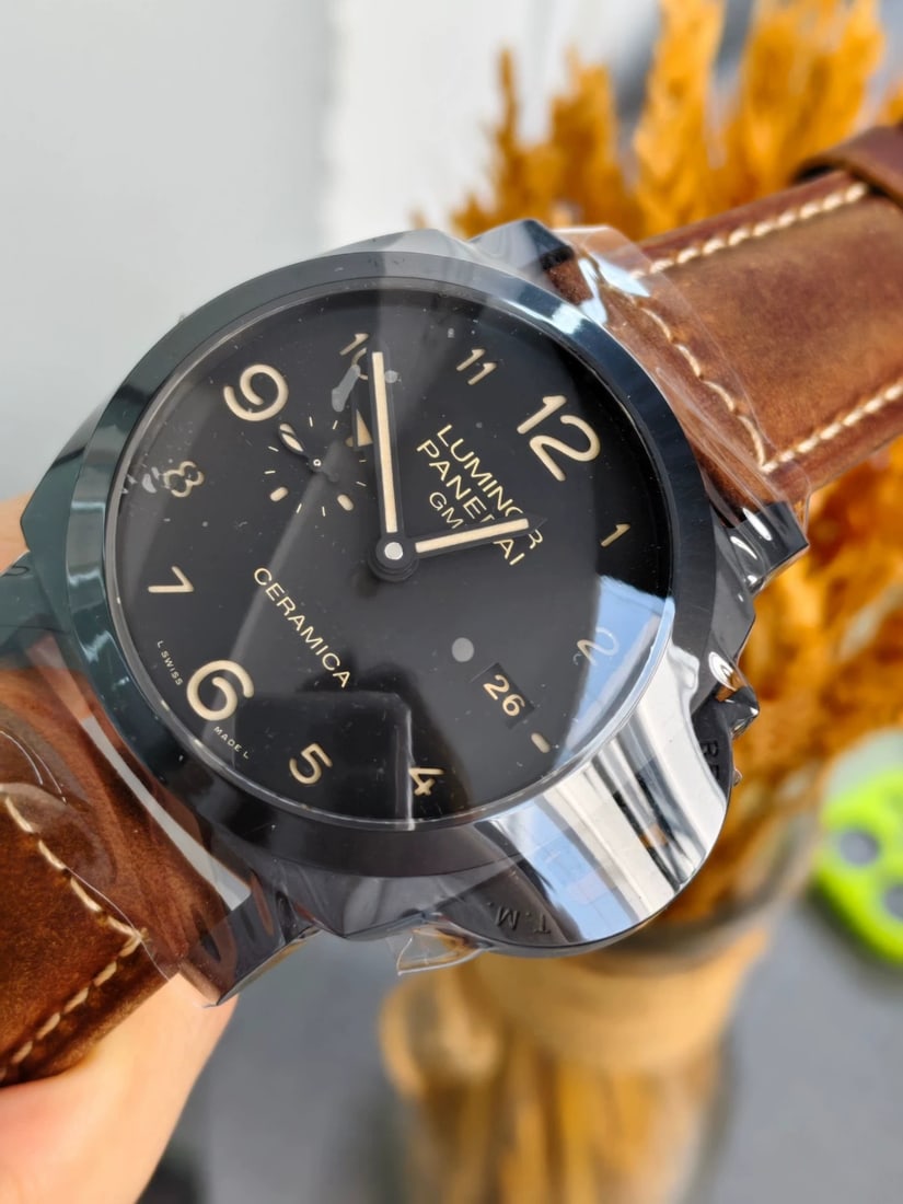 Panerai Luminor GMT, Black Ceramic, Ref. PAM00441, Men's Wrist-Watch: D:44mm