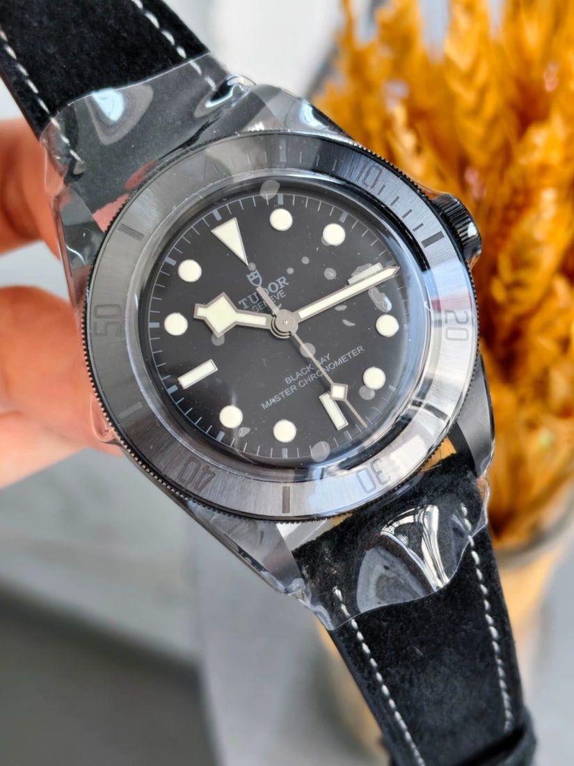 Tudor Black Bay, Black-Ceramic Bezel, Ref. M79210CNU-0001, Men's Automatic Wrist-Watch: D:41mm