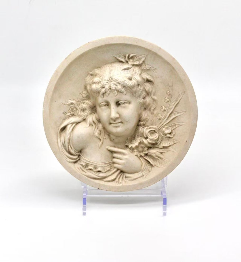 19th Century Italian High-Relief Marble Figural Panel: D:18.5cm 19th-century Italian high-relief marble figural plaque. It depicts a beautiful woman carved with delicate, lifelike execution. Individual strands of hair, cascading drapery folds and