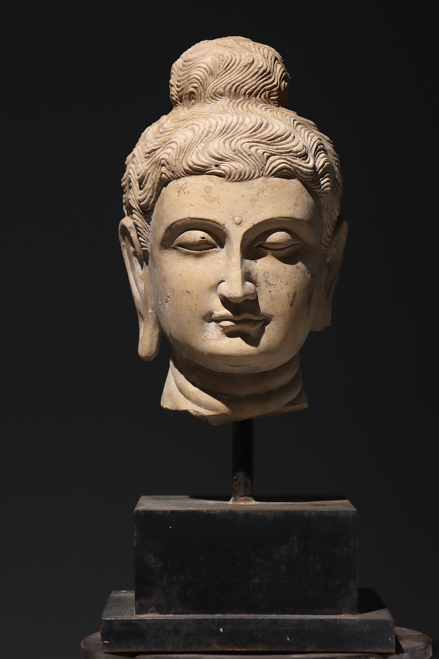Buddha Head, Gandhara Style, Egyptian Cream-Yellow Marble, Circa 3rd-5th Century A.D.: Overall Height:50cm Height (without base):30cm