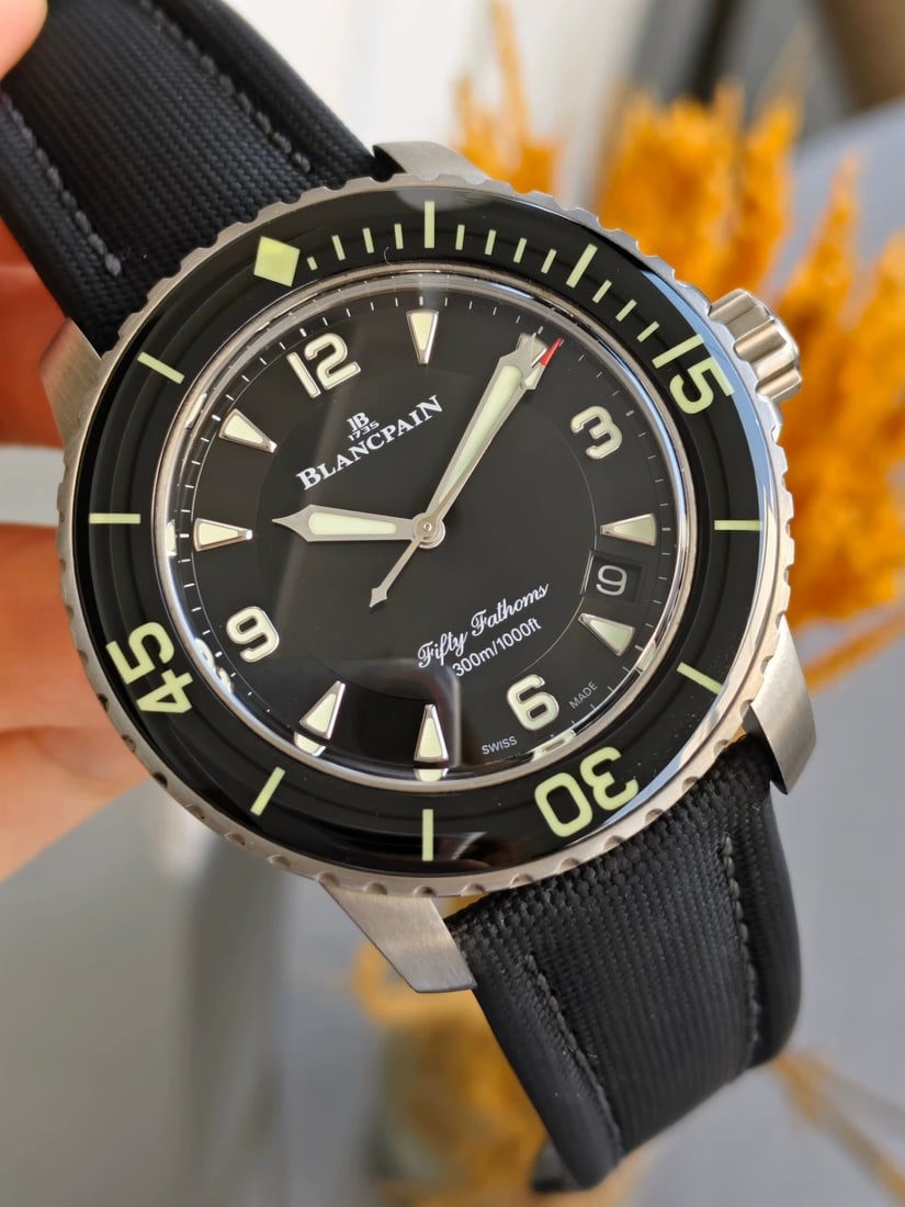 Blancpain Fifty Fathoms, Titanium, Ref. 5015-12B30-B52A, Men's Wrist-Watch: D:45mm