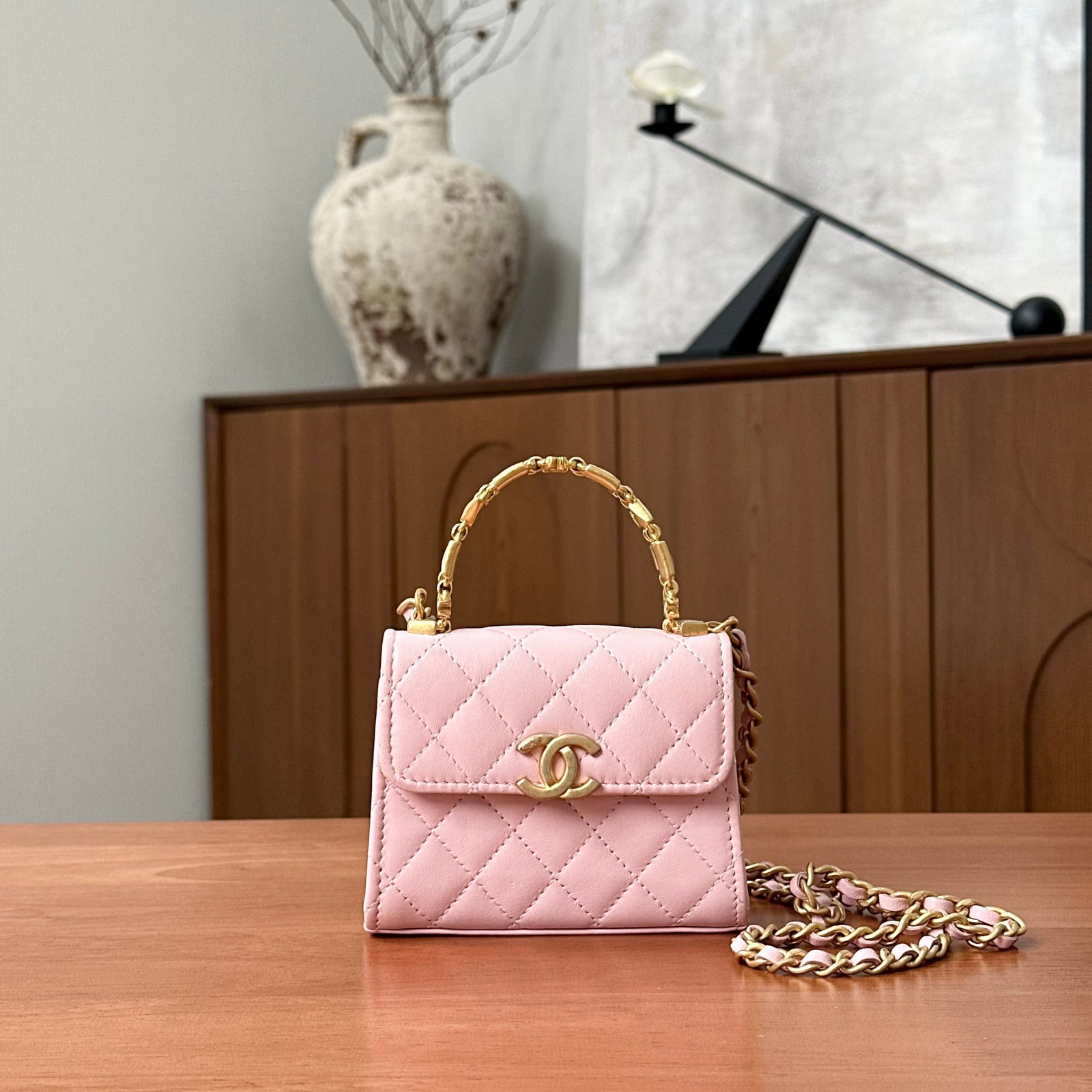 Chanel 22B Mini-Kelly Handbag, Sakura-Pink Lambskin, Aged-Gold-Tone Hardware, Hand-Carry &: 11.5*9*4.5