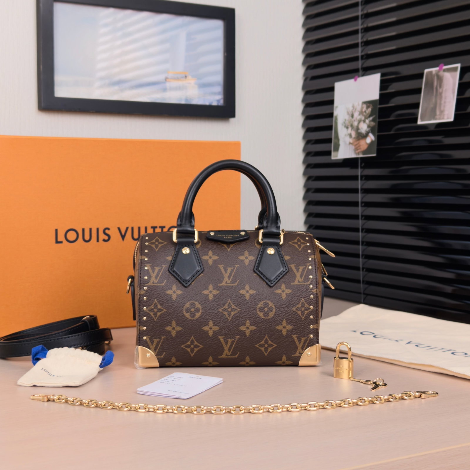 Louis Vuitton Speedy Trunk 20 Handbag, Reverse Monogram Canvas with Gold-Tone Stud Trunk Details,: 20*13.5*12