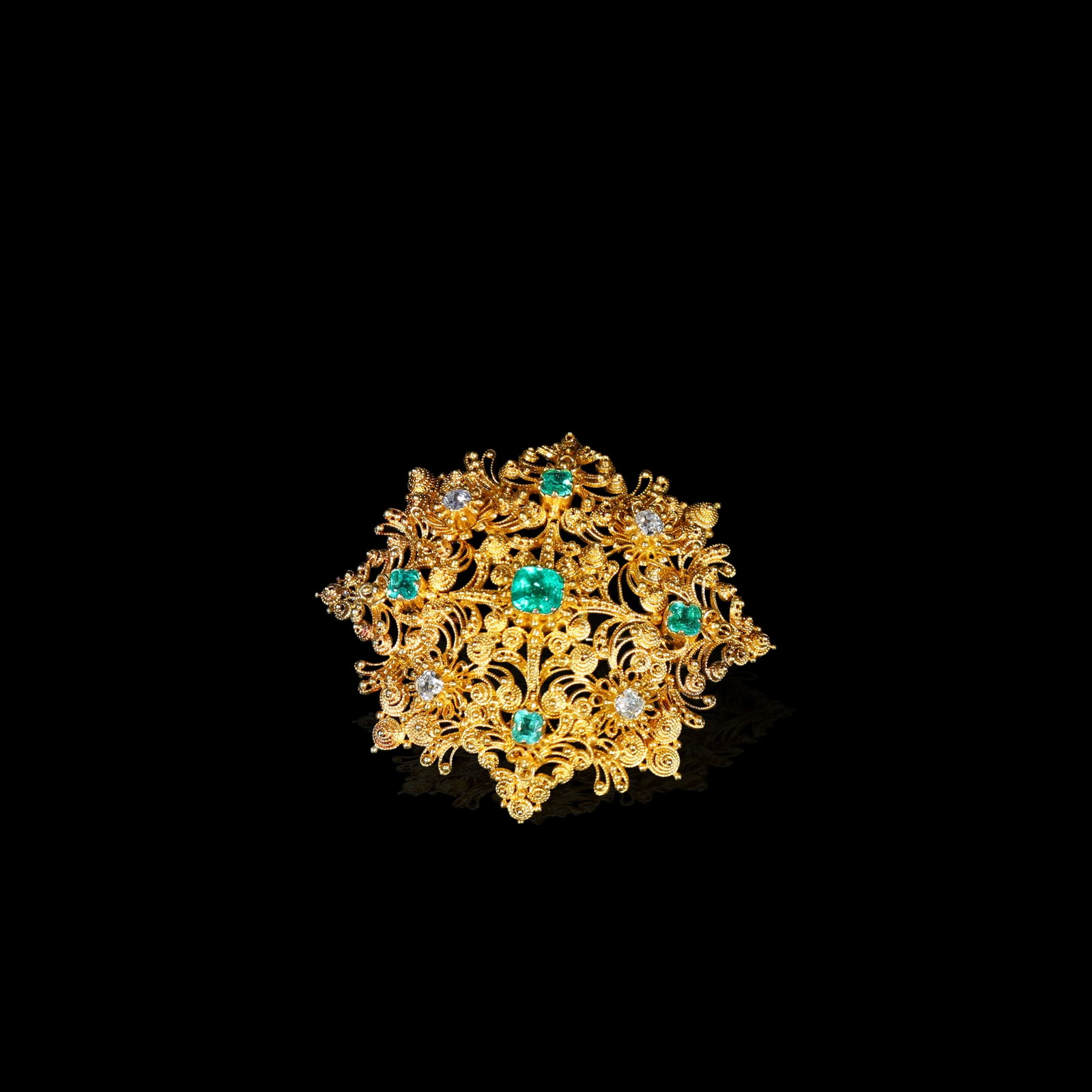 18th-19th-Century Iberian Filigree and Granulation 20K Gold, Muzo-Colour Emerald and Diamond (1 of 5)