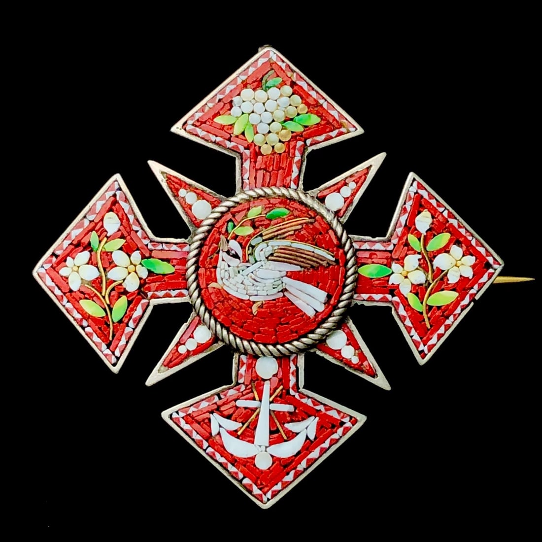 Italian c.1870s 800 Silver Micromosaic Brooch-Pendant, Antique Jewellery: 3.4*3.4cm Wt:8.7g Late Victorian, crafted by a Roman mosaic workshop.Made in the micro-mosaic technique.Tiny coloured tesserae smaller than 1 mm are tightly and seamlessly assembled onto the base. The