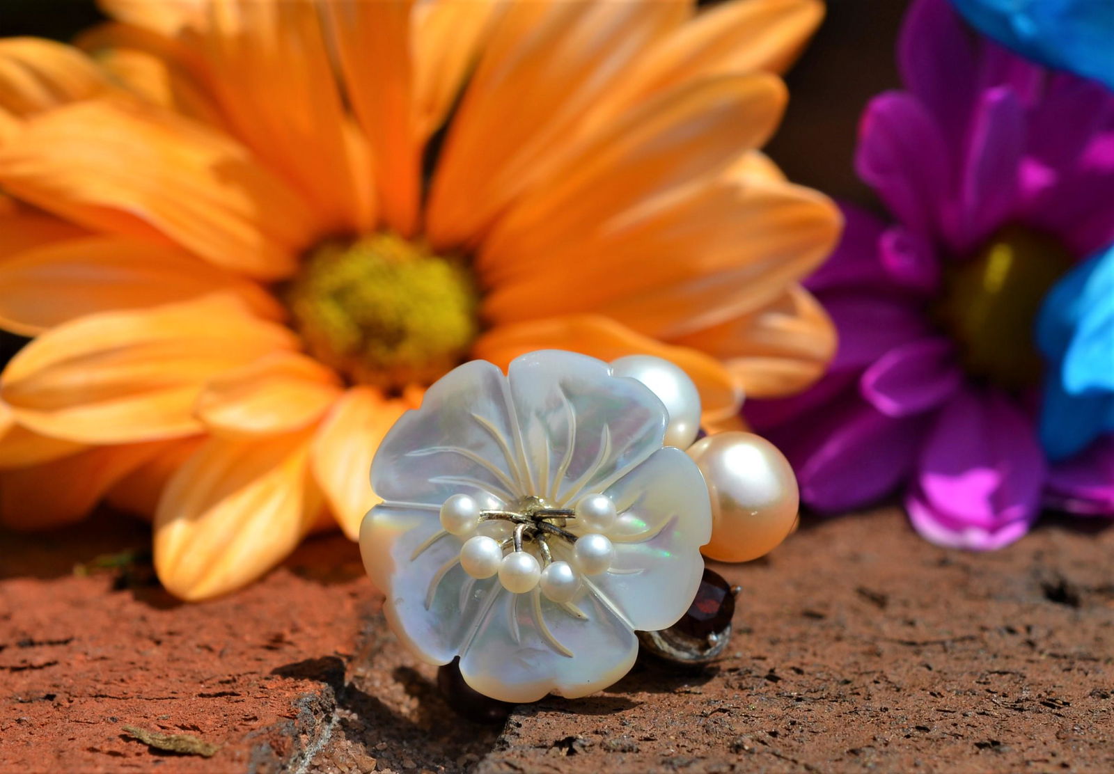 Floral Mother of Pearl Multi Gem Silver Ring (1 of 3)