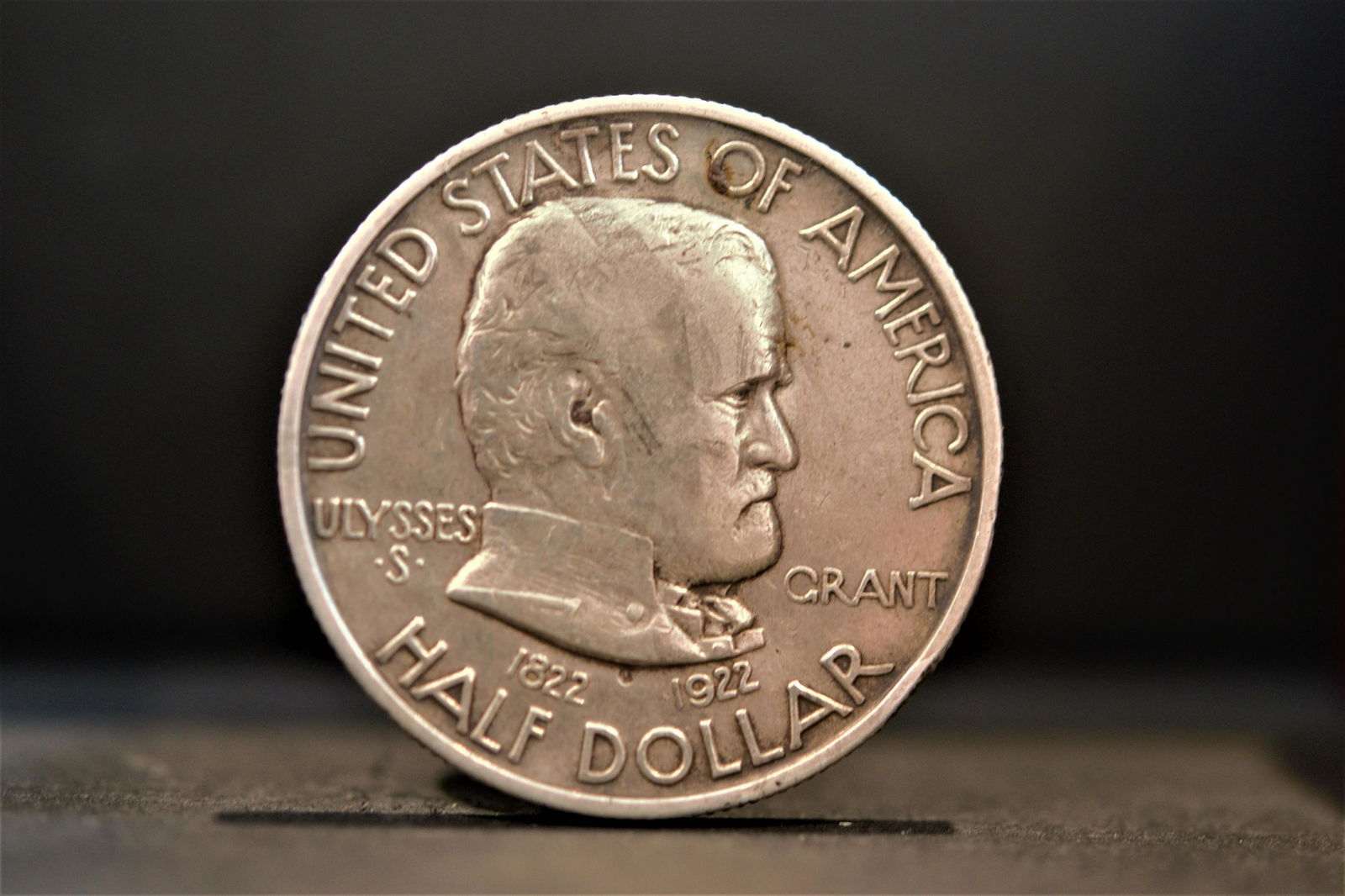 1922 Grant Commemorative Half Dollar (1 of 2)