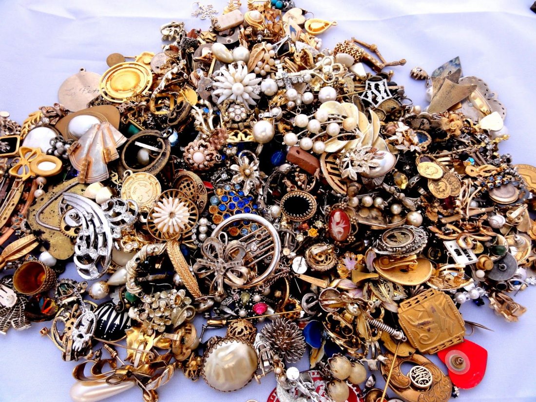Jewelry by hotsell the pound