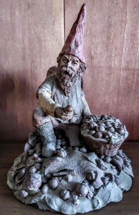 Tom Clark Gnome retired signed (1 of 3)