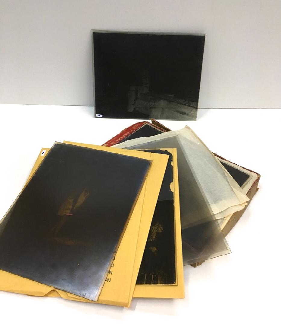 EIGHT ANTIQUE PHOTO GLASS DRY PLATES (1 of 18)