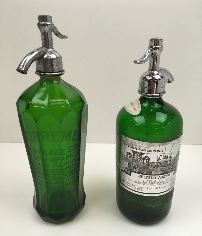 2 VINTAGE GREEN GLASS SELTZER BOTTLES (1 of 9)