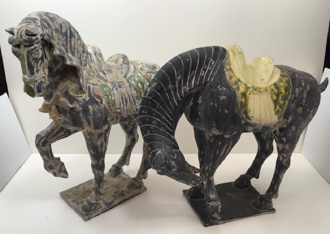 2 HAND PAINTED CERAMIC HORSES (1 of 20)