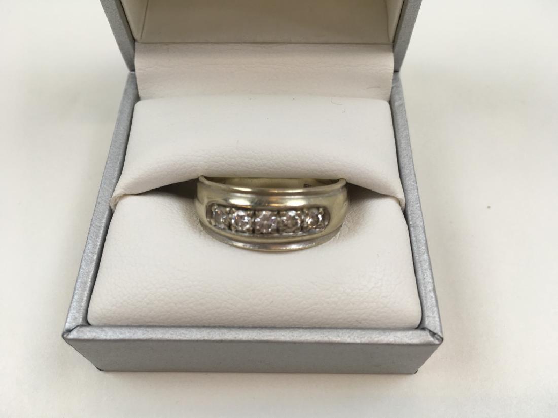 14K WHITE GOLD & DIAMOND MEN'S RING (1 of 5)