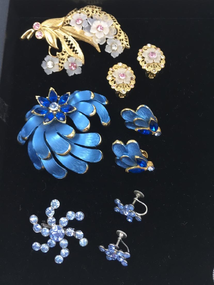 9 PCS - 3 VINTAGE COSTUME BROOCH / PIN SETS (1 of 4)