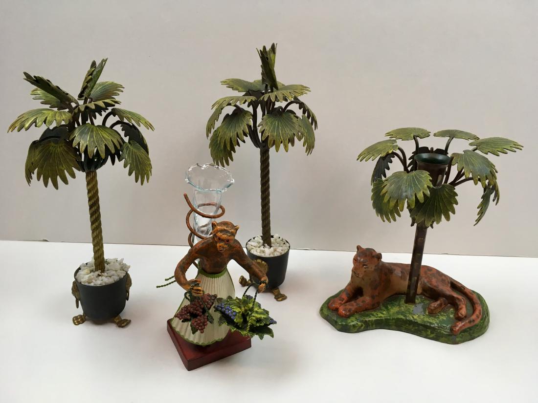 4 VINTAGE PETITE CHOSES METAL DECORATIVES (1 of 8)