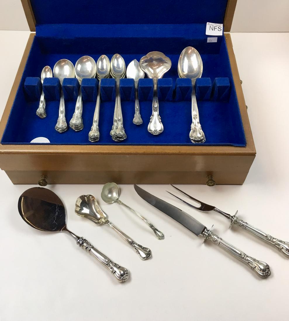 36 PCS OF CHANTILLY STERLING FLATWARE (1 of 8)