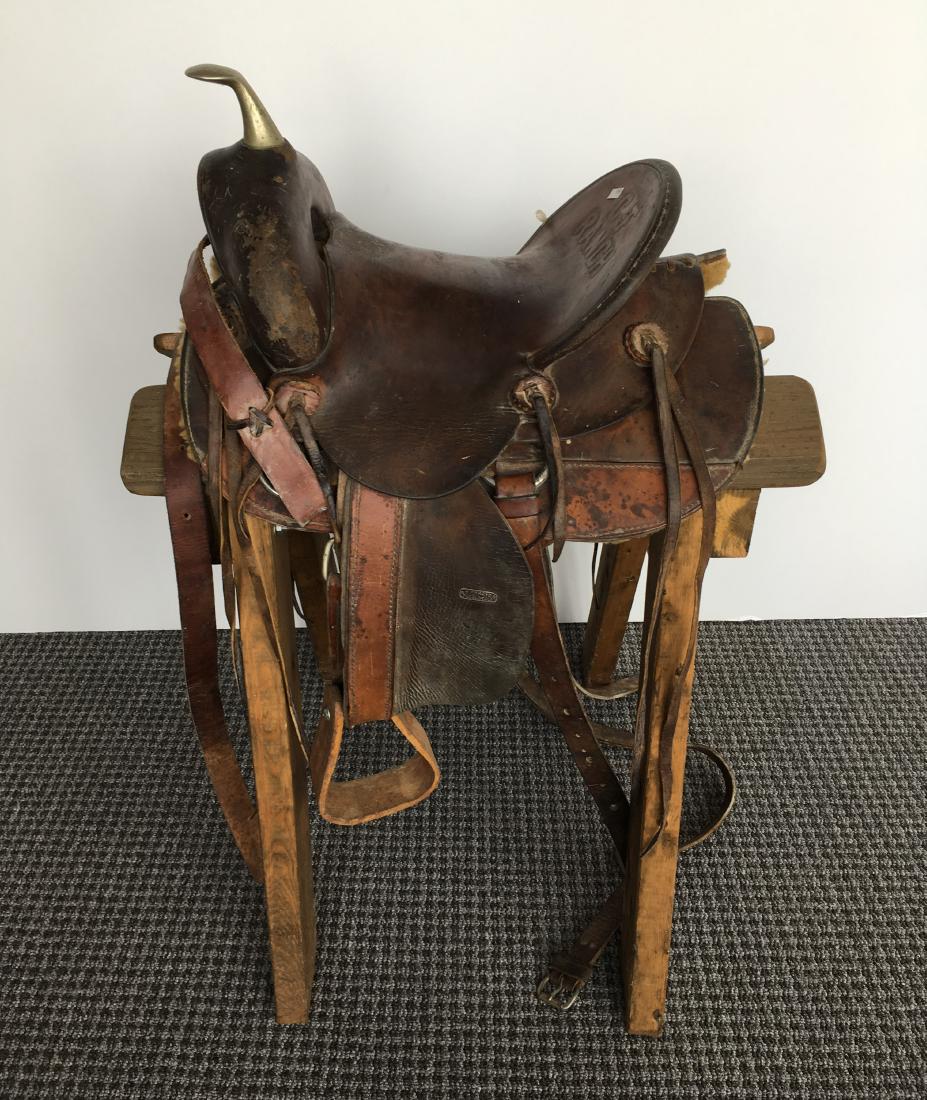 VINTAGE WESTERN STYLE LEATHER SADDLE - RT FRAZIER (1 of 10)