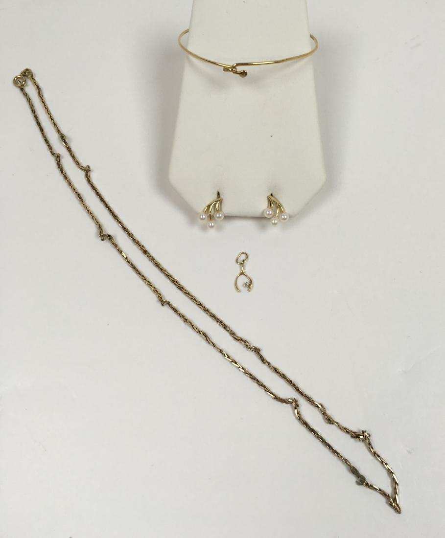 FIVE PCS OF JEWELRY (1 of 10)