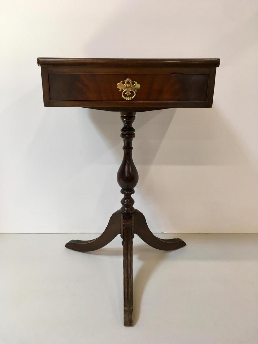 VINTAGE DUNCAN PHYFE STYLE TABLE: 1 drawer with brass pull - mahogany with flamed mahogany drawer front 17" x 13.75" x 28" - legs are sturdy - top has staining - see photo