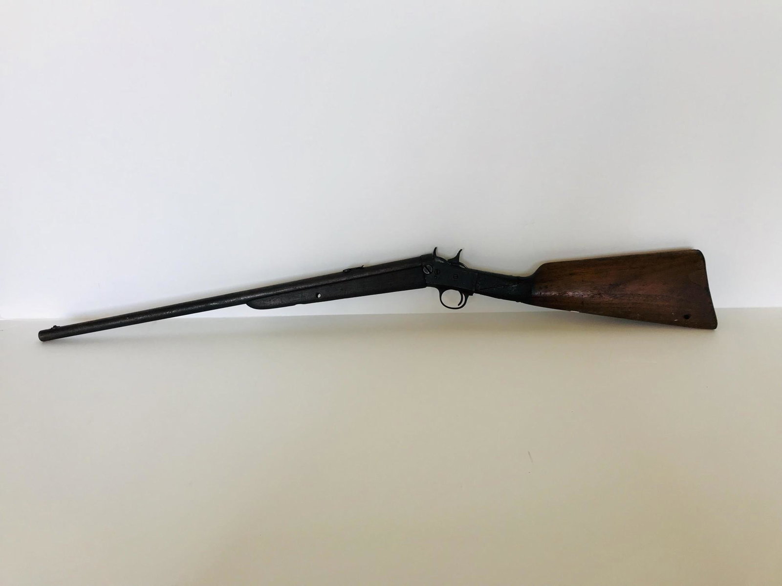REMINGTON 22 CALIBER MODEL 4 RIFLE: Fair condition - Good for parts. Serial # 335092