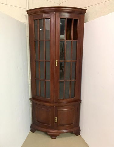 Mahogany Quarter Round Corner Cabinet Nov 14 2019 Hampton