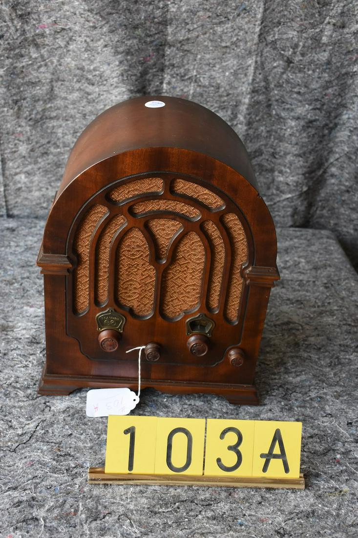 RCA Cathedral Radio: Model 110