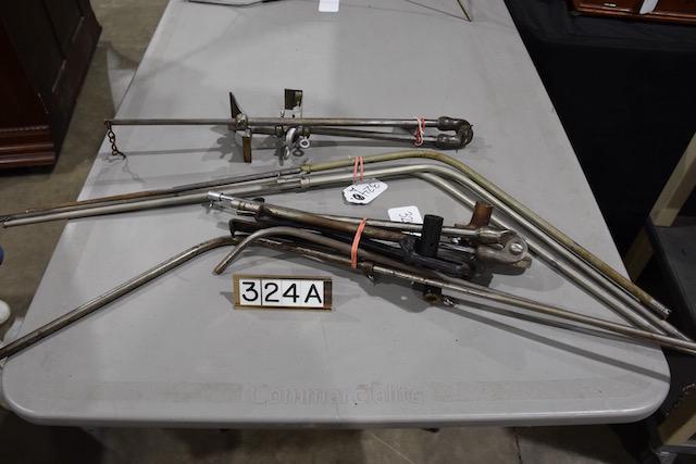 Group of 7 phonograph cranes: 3 - 2 piece with bases, 3 other 2-piece cranes and an adjustable 2 piece crane with base