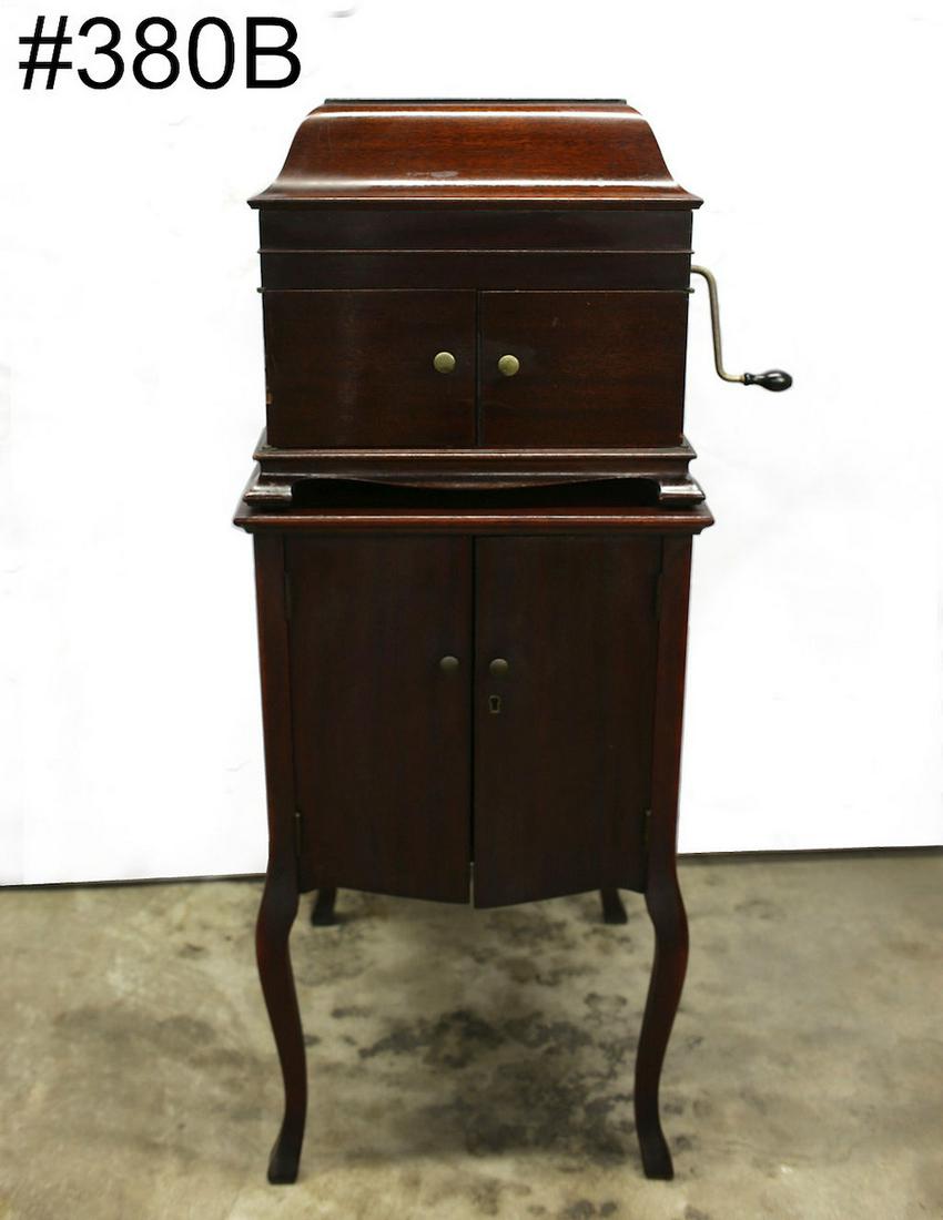 Victor VV-IX mahogany phonograph and cabinet: Exhibition reproducer. Matching base cabinet. SN-86322E