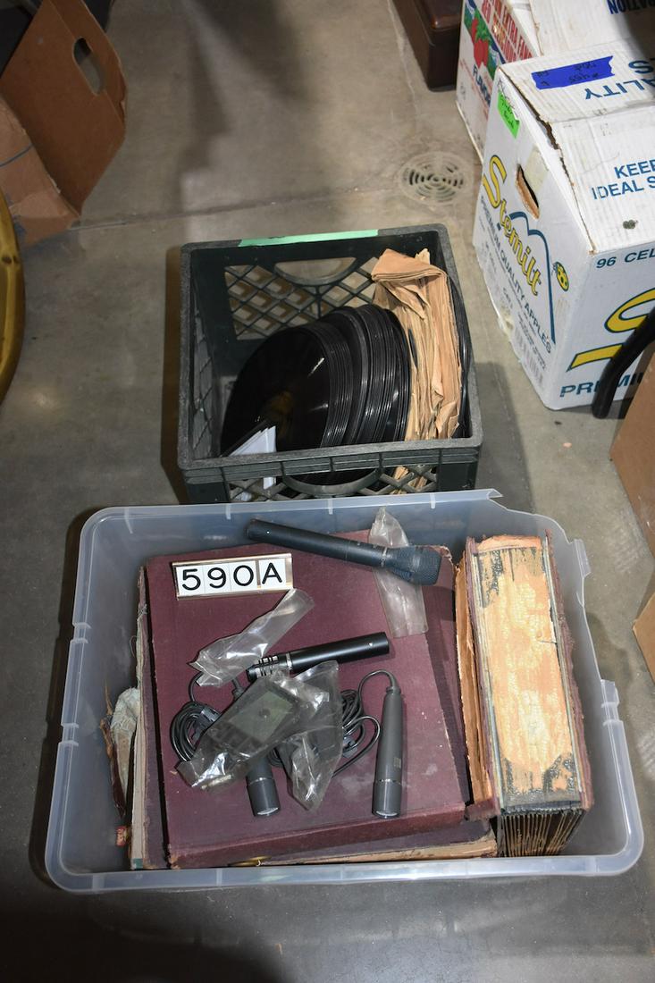 Group of 78 rpm records, cylinder records, etc.: Also includes transcription discs, 5 cylinder records in boxes, Old microphones, 4 modern microphones