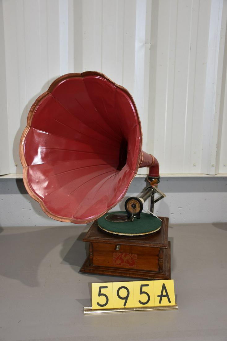 Pathe disc phonograph with rear mount red morning glory: Complete with reproducer and crank