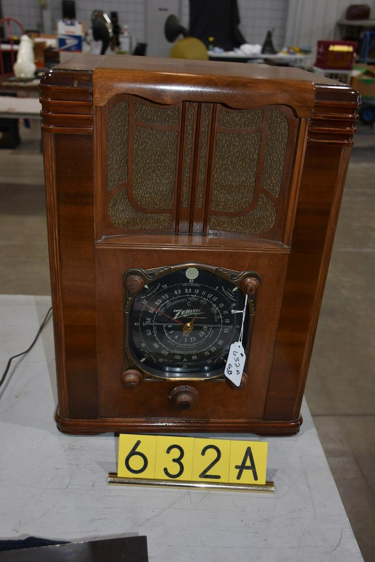 Zenith Tombstone Radio: Model unknow. SN-567054